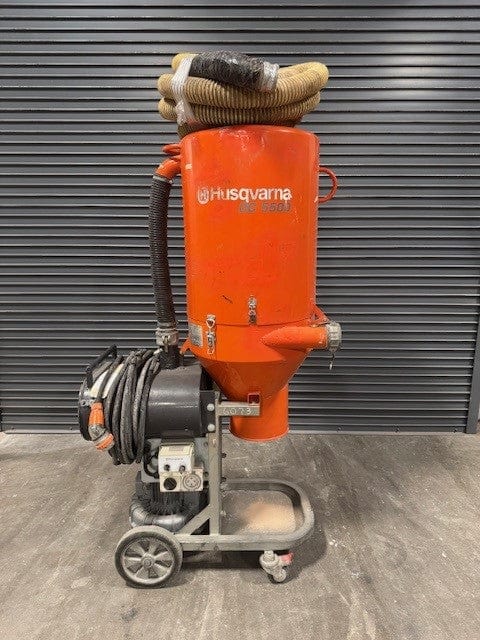 Pre-Owned Airtec SM-320 480V Floor Shaver & Husqvarna DC5500 480V HEPA Dust Extractor Vacuum Package