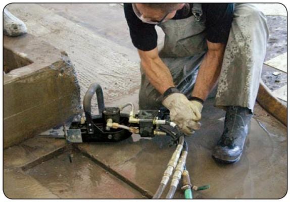 ICS 890F4 Flush Powerhead Hydraulic Concrete Chainsaw