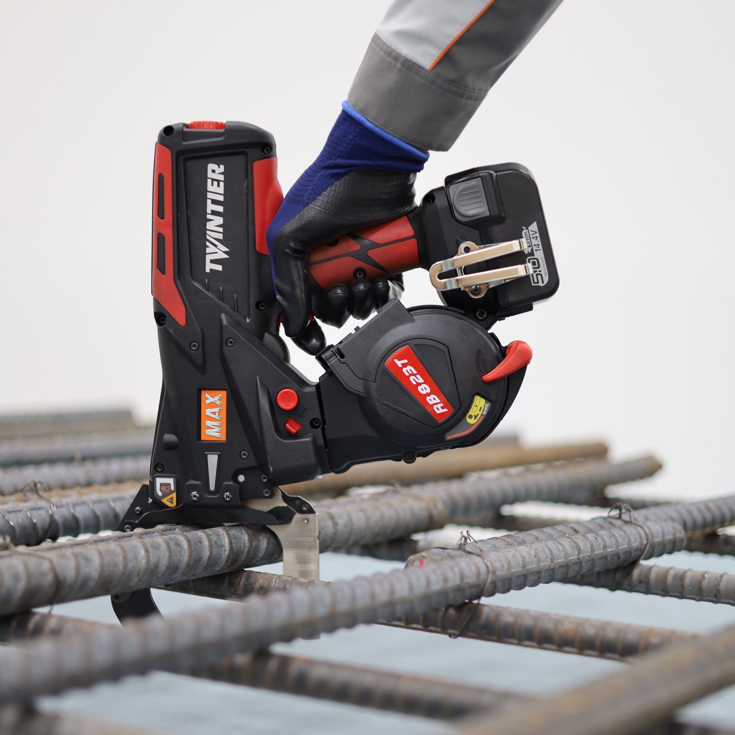 RB823T MAX Rebar Tier Tool #14 X #14