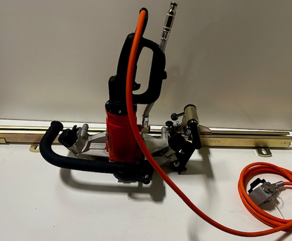 WEKA TR40 track rail system. 